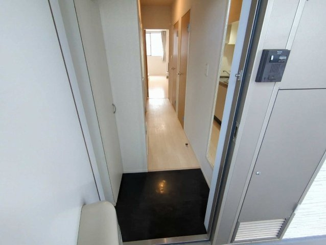 クレイノサンシティ八王子の玄関