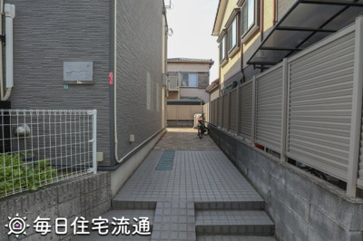 【エントランス】 | ラヴィー