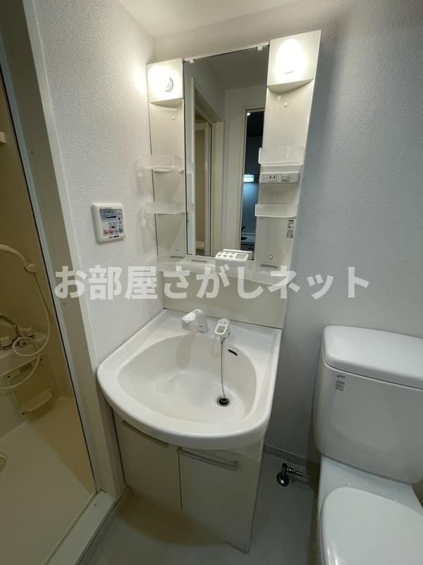 ヴィーダ・スカイコート品川【おとり物件なし】#学生・社会人にオススメ！初期費用分割払いOK！の洗面所