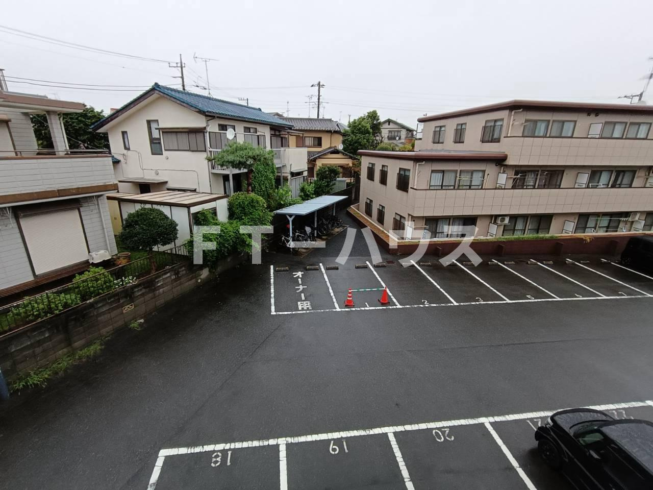 サンヒルズⅡの駐車場