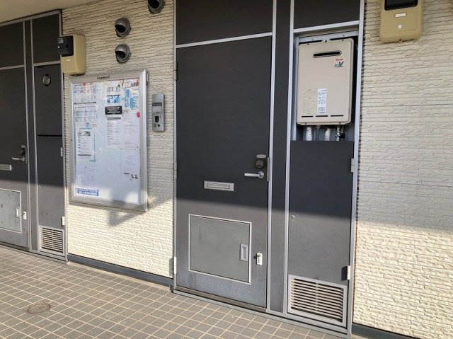 【玄関】 | レオパレスコトー　ブロン