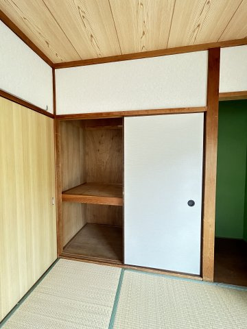 アパート　芦屋市三条町の収納