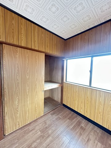 アパート　芦屋市三条町の収納