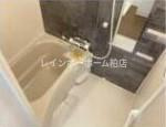 特典：仲介手数料が無料です!!の浴室