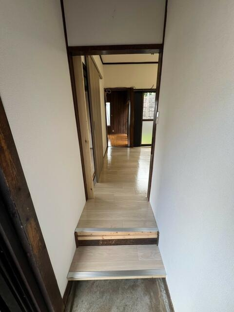 ラテール西大口戸建ての玄関