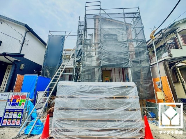 八幡市八幡長田　1期の外観