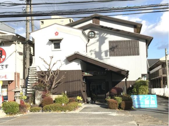 草津市野路東５丁目の店舗一部