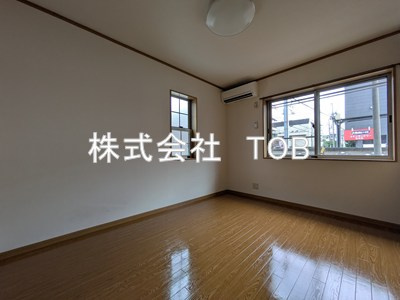 【居間・リビング】 | ペルシアーナ三鷹台 | 洋室6帖