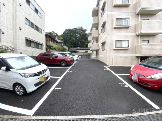 ソシアアマヌマの駐車場|駐車スペース☆彡