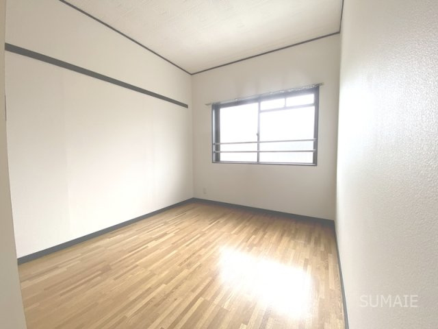 ソシアアマヌマの洋室|5.5帖洋室です☆彡