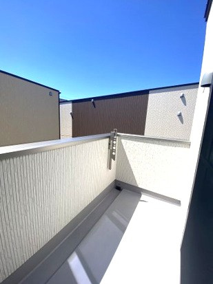 如来町３０－１コダテックスⅣＡのバルコニー