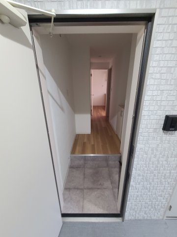 ヴィオーラ西宮の玄関