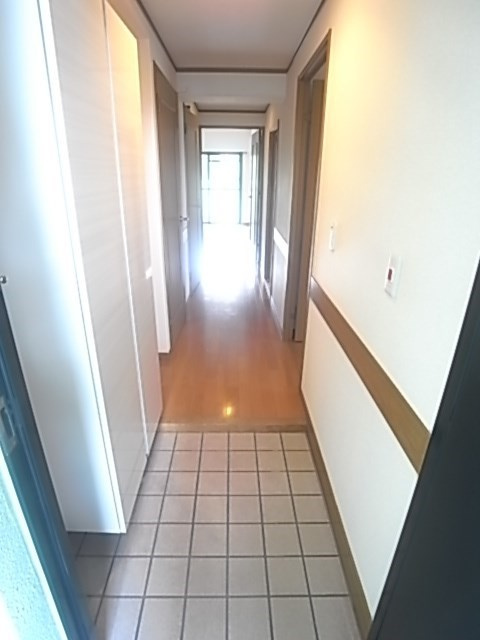 グランツOKAMOTOⅦの玄関