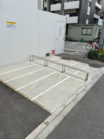 MODERN PALAZZO天神南Ⅱの駐車場