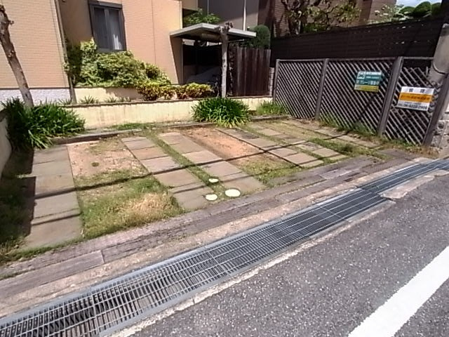 フルーン甲子園口の駐車場