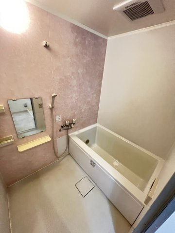 チャフル甲東の浴室