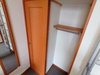 レオパレスジュノス芦屋の収納