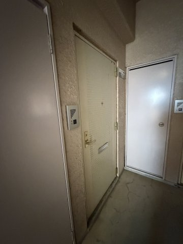 ヴェルドール兵庫Ⅲの玄関