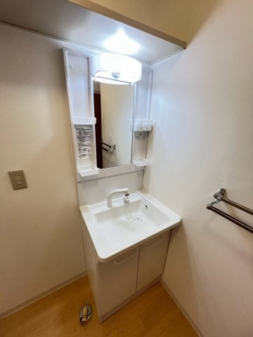 ヴァンベール宍戸の洗面所