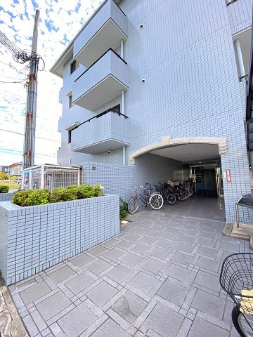 アミューズメントⅠ番館の外観