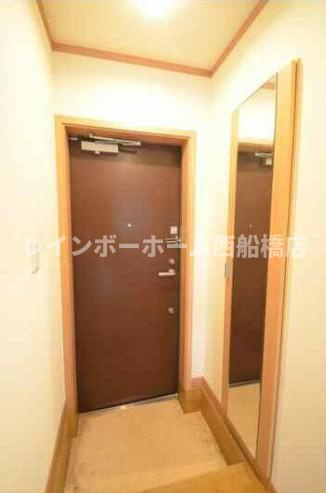 フェリース津田沼の玄関