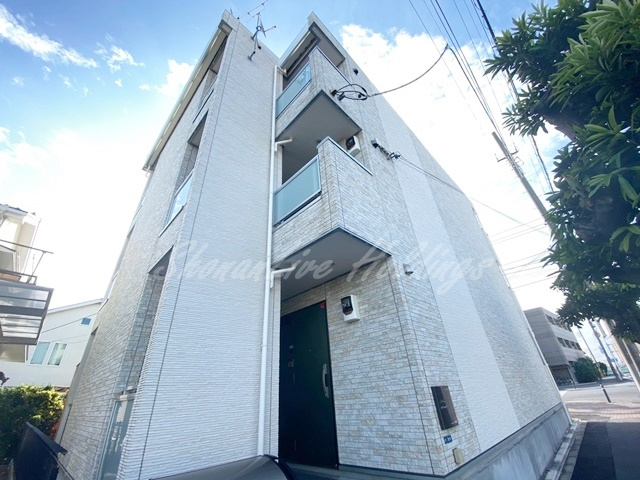 平塚市榎木町の賃貸マンションの外観