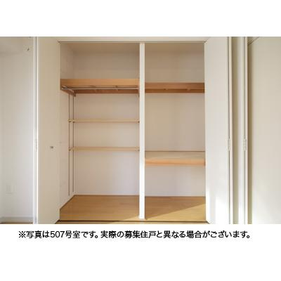 ラフィネ築地の収納