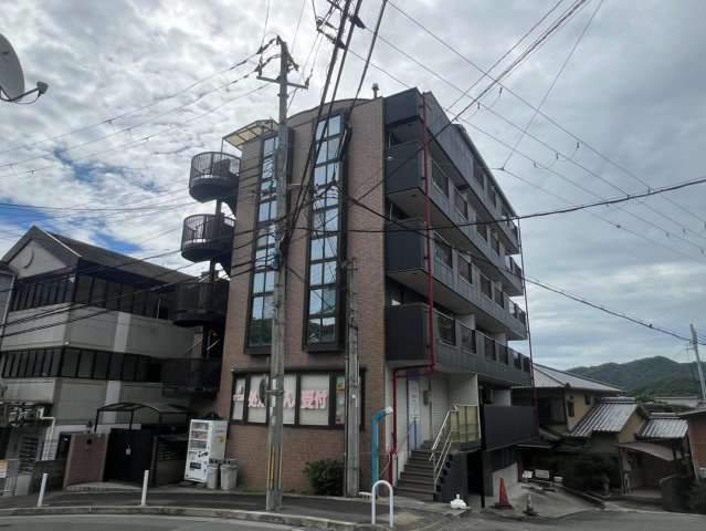 メゾンドルミエール妙法寺の外観
