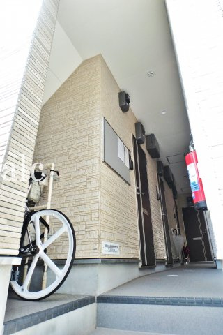グラン・クリュ笹塚のエントランス