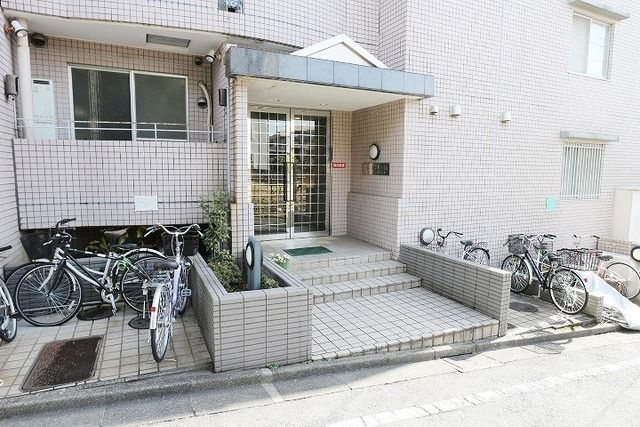 【エントランス】 | エスタ梅ヶ丘