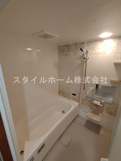 【浴室】 | フィオーレコリーナ | イメージ写真です。