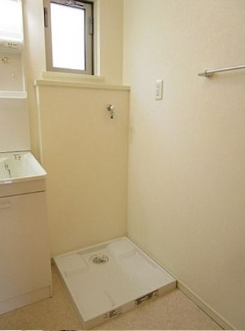 【設備】 | ヴィヴレ ゆうき | 室内洗濯機置き場。