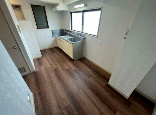 流山市南流山４丁目の賃貸マンションの居間・リビング