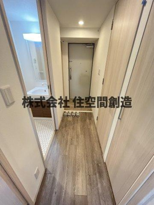 【玄関】 | エールグラン豊中本町 | ※同タイプの写真となり、実際のお部屋とは異なる場合があります