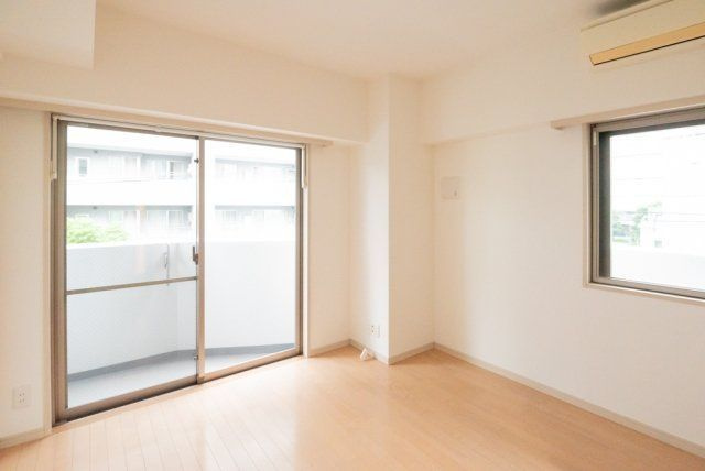 江東区白河２丁目の賃貸マンションの居間・リビング
