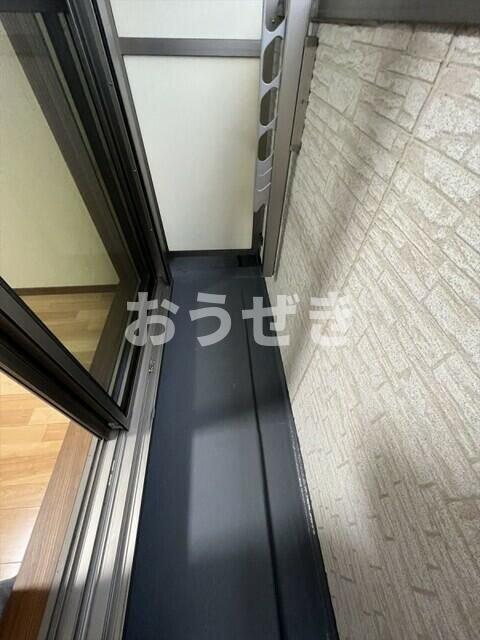 リュクスシティー上大岡のバルコニー