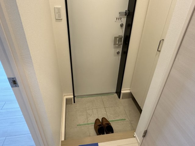 ＫＯＭＩＮＡＭＩ　ＭＡＩＳＯＮ　ＮＯＮＯの玄関