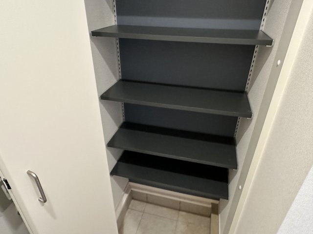 ＫＯＭＩＮＡＭＩ　ＭＡＩＳＯＮ　ＮＯＮＯの玄関