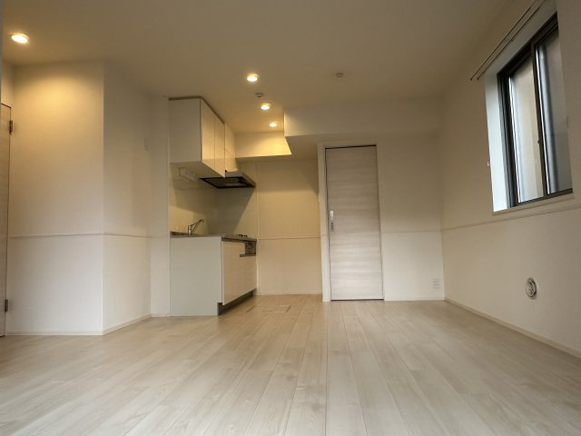 ＫＯＭＩＮＡＭＩ　ＭＡＩＳＯＮ　ＮＯＮＯの居間・リビング