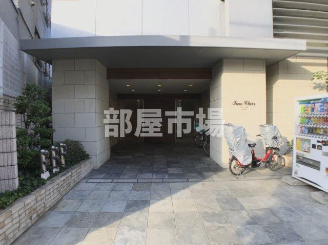 サンクレール荒川ブランガーデンのエントランス