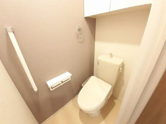 【トイレ】 | ヴィラ　ドゥ　グレーヌ梅ケ谷Ｄ | シンプルで使いやすいトイレです