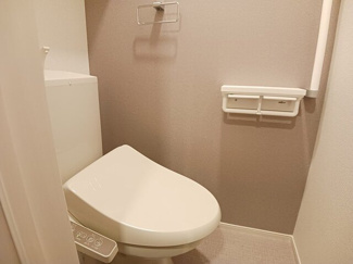 【トイレ】 | メゾン・ヴェルテ | 落ち着いたトイレです