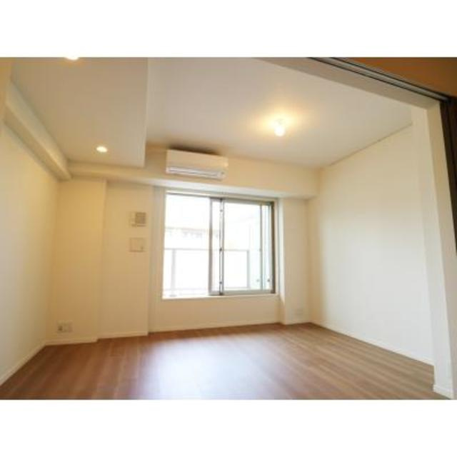 パークアクシス池田山の居間・リビング|※写真は同タイプ住戸です。