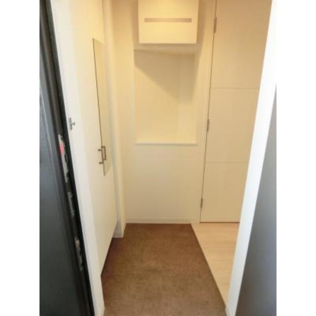 アーバネックス西新宿の玄関|※写真は同タイプ住戸です。