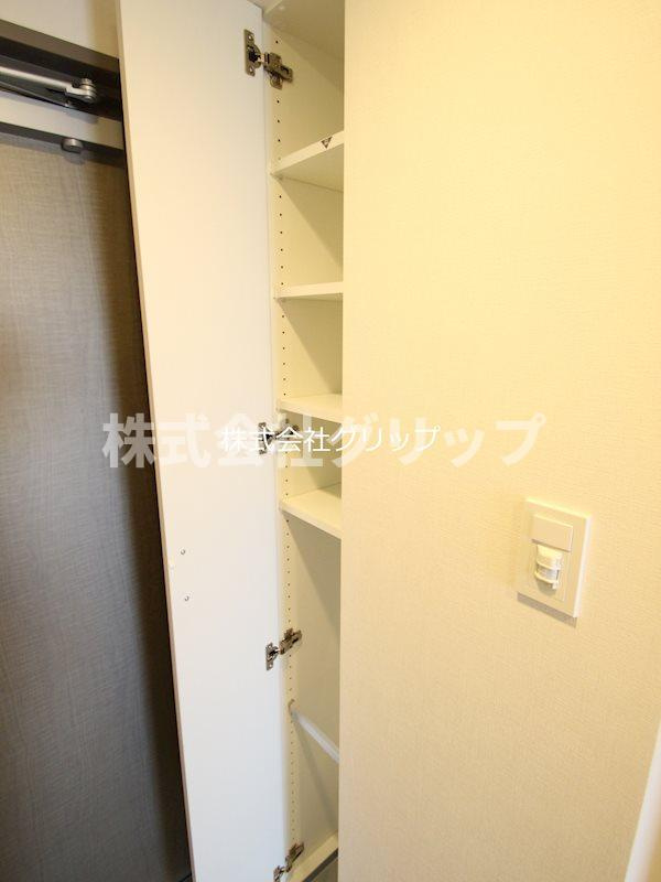 横浜市南区浦舟町３丁目の賃貸マンションの収納
