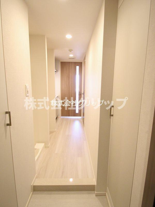 横浜市南区浦舟町３丁目の賃貸マンションの玄関
