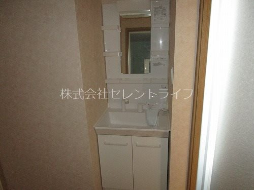 Grand　Field　みどりの南の独立洗面台
