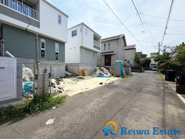 新築戸建　藤沢市辻堂東海岸1丁目の前面道路含む現地写真