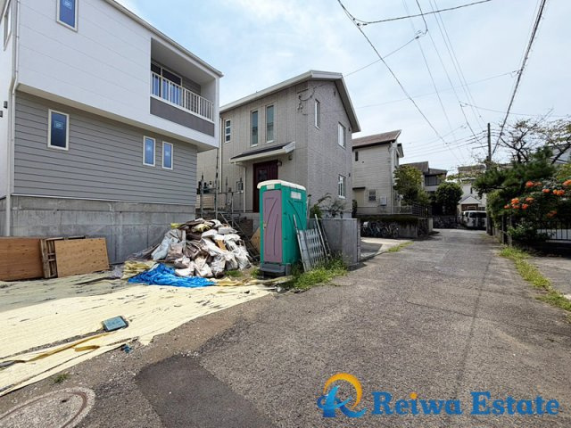 新築戸建　藤沢市辻堂東海岸1丁目の前面道路含む現地写真