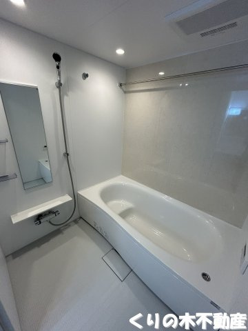 【浴室】 | プラス　オン | 同タイプのお部屋です（現況を優先します）※建築中